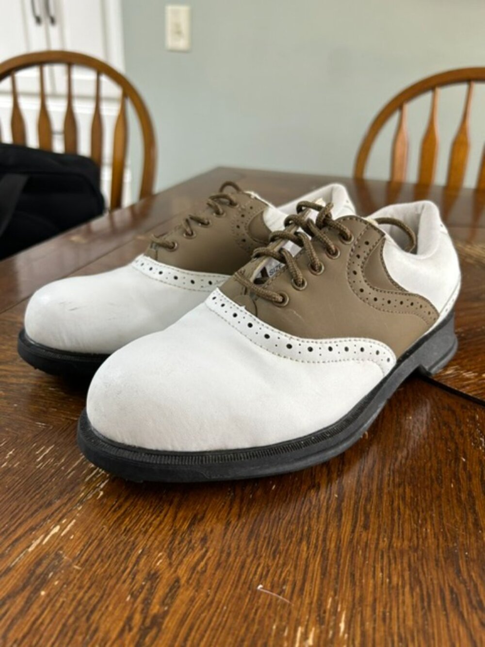Women's Turntec Saddle Style Golf Shoes - Size 8.5 - Picture 2 of 5